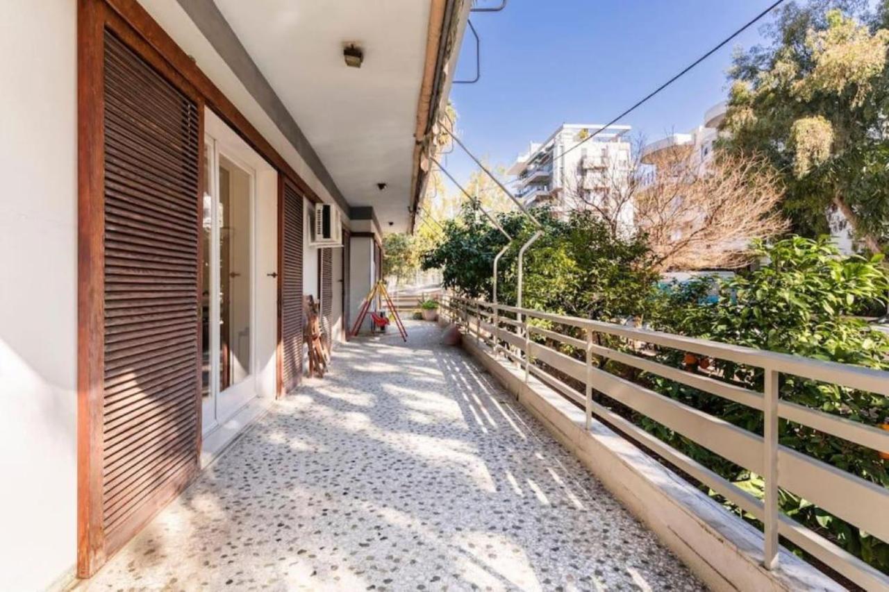 Spacious Renovated Flat In The Athens Riviera Exterior photo