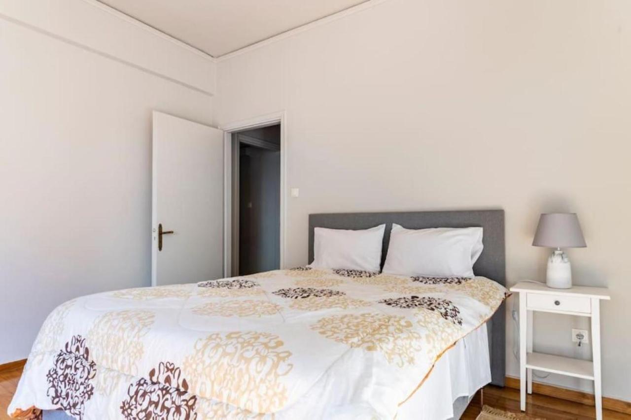 Spacious Renovated Flat In The Athens Riviera Exterior photo
