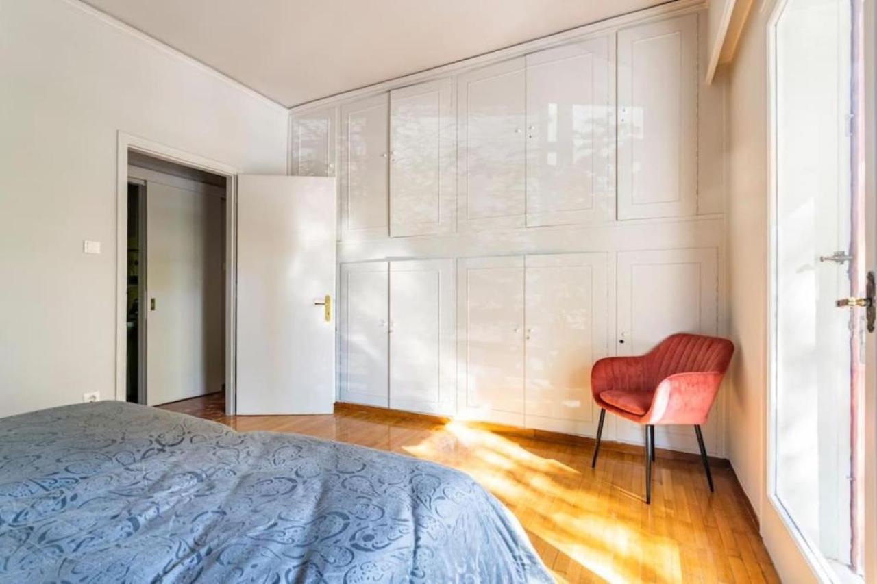 Spacious Renovated Flat In The Athens Riviera Exterior photo