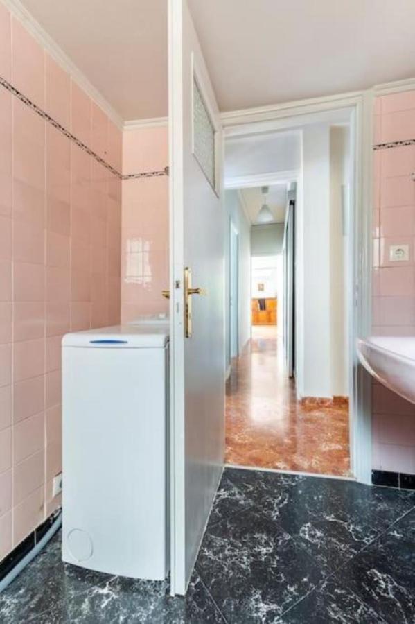 Spacious Renovated Flat In The Athens Riviera Exterior photo